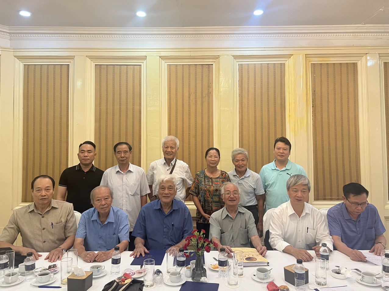 Họp Thường trực Hội đồng Họ Đào Việt Nam