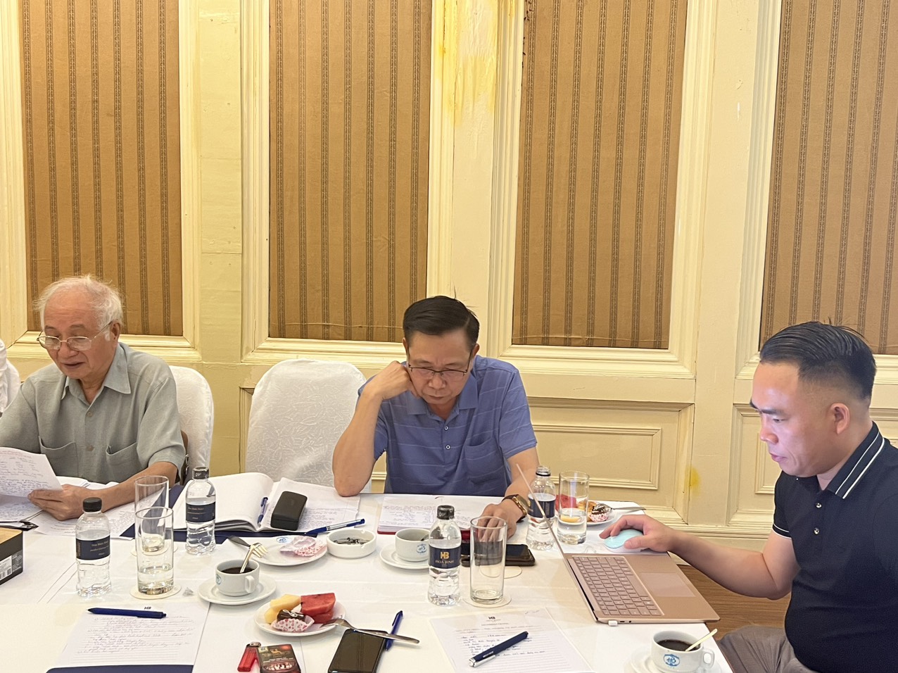 Họp Thường trực Hội đồng Họ Đào Việt Nam